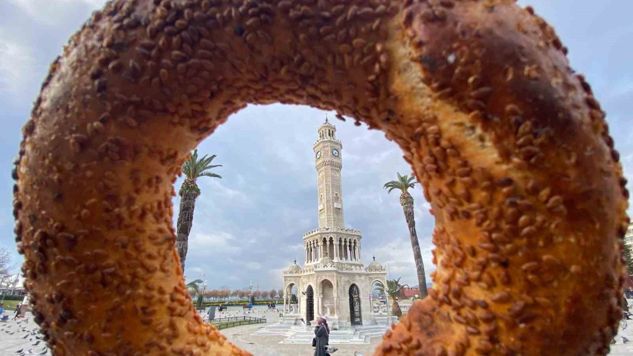 İzmir gevreği yeni fiyatıyla tezgahta
