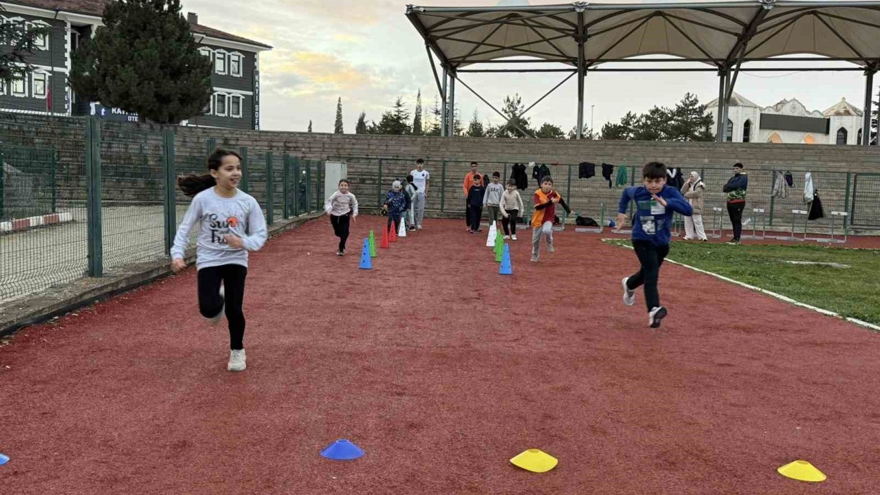 Bilecik’te atletizm spor okullarına yoğun ilgi
