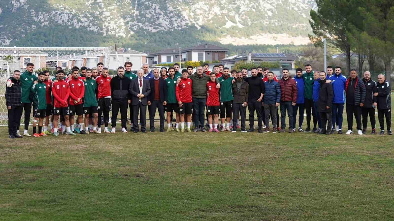 Muğlaspor hazırlık kampı için Antalya’da
