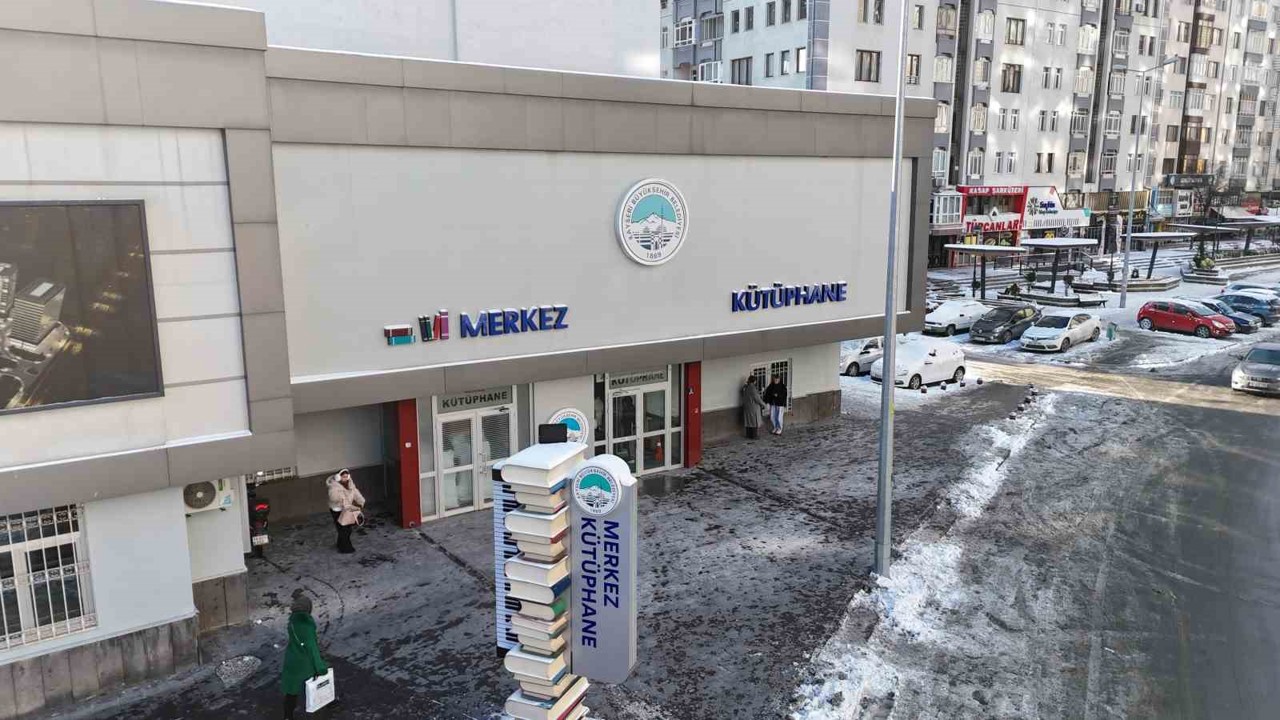 Soğuk günlerde sıcak adres: Kayseri Büyükşehir’in kütüphaneleri
