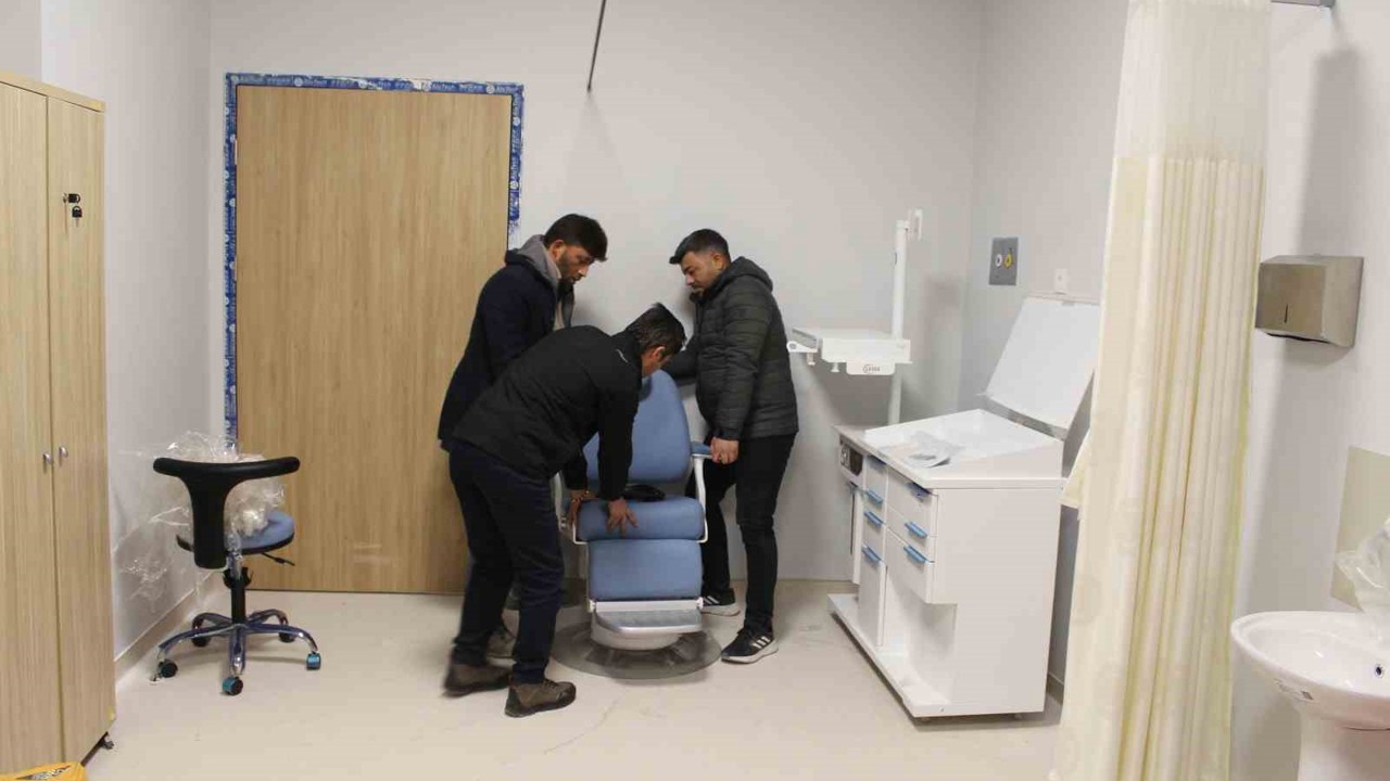 Denizli Acil Durum Hastanesinde son hazırlıklar tamamlanıyor
