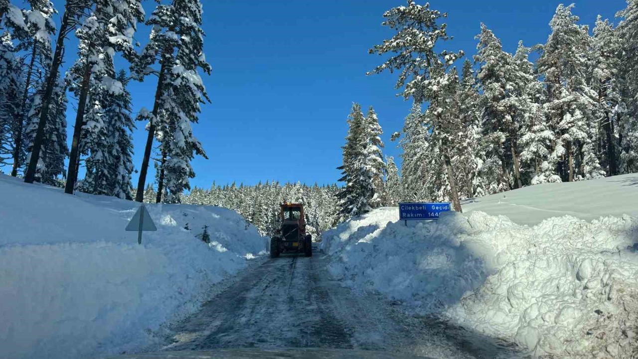 Karla kapanan 278 köy yolundan 260’ı açıldı
