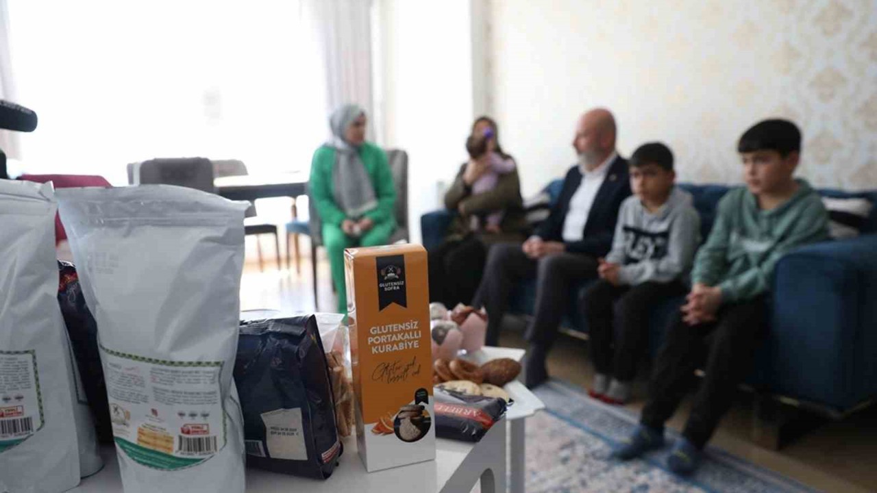 Başkan Çolakbayrakdar: Türkiye’de ilklere imza atan çalışmalarla model oluyoruz"
