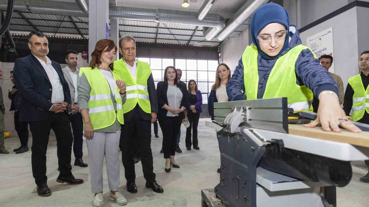 Mersin Büyükşehir Belediyesi, sosyal belediyecilikte örnek oldu
