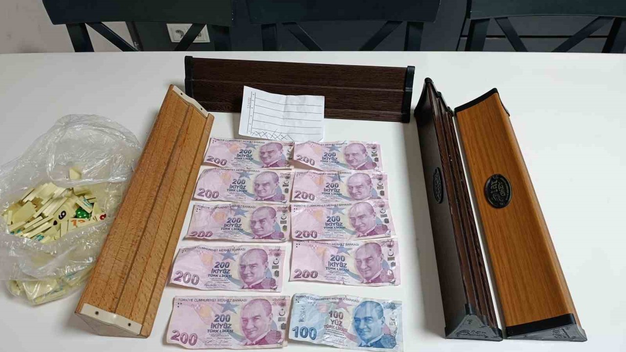 Kıraathaneye kumar denetimi: 3 kişiye para cezası
