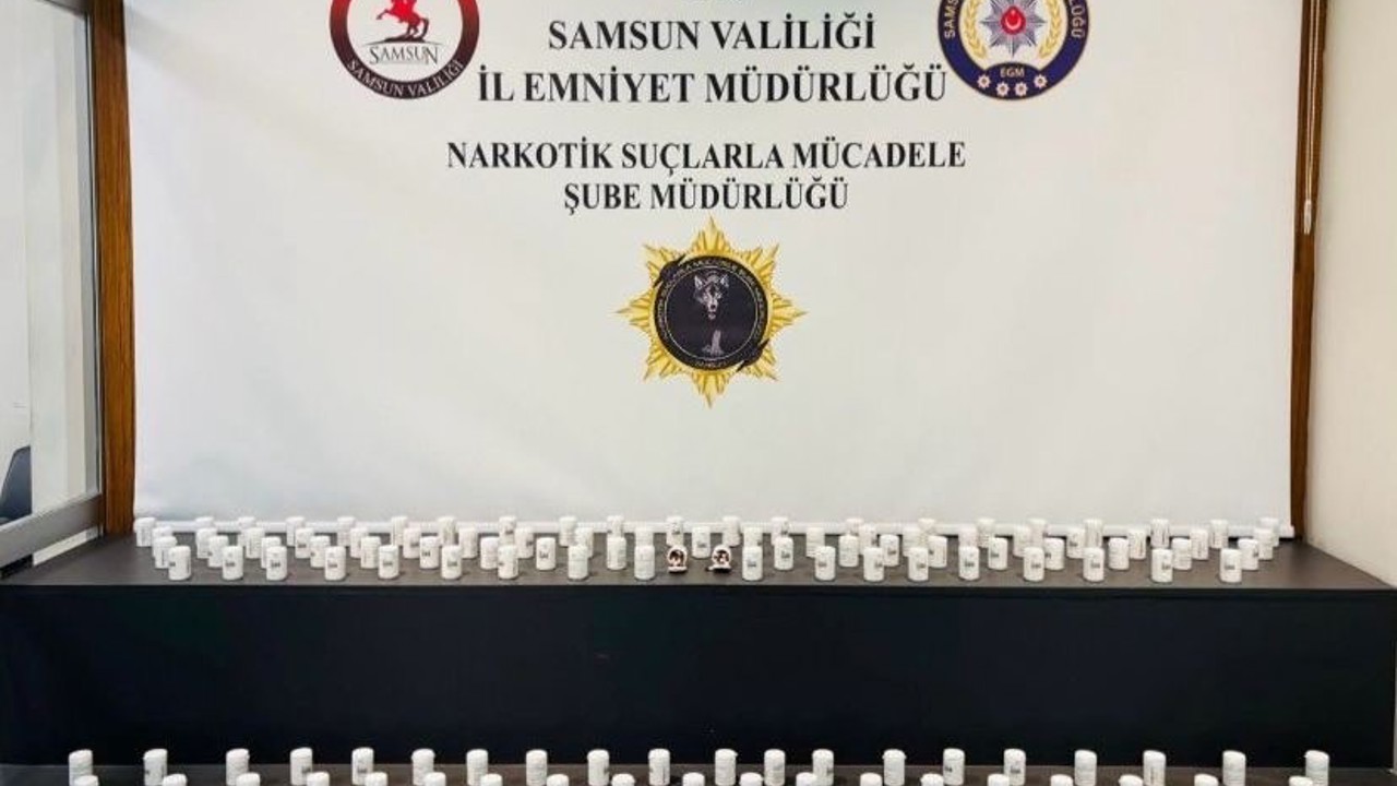 Samsun’da uyuşturucu hap ele geçirildi: 4 gözaltı
