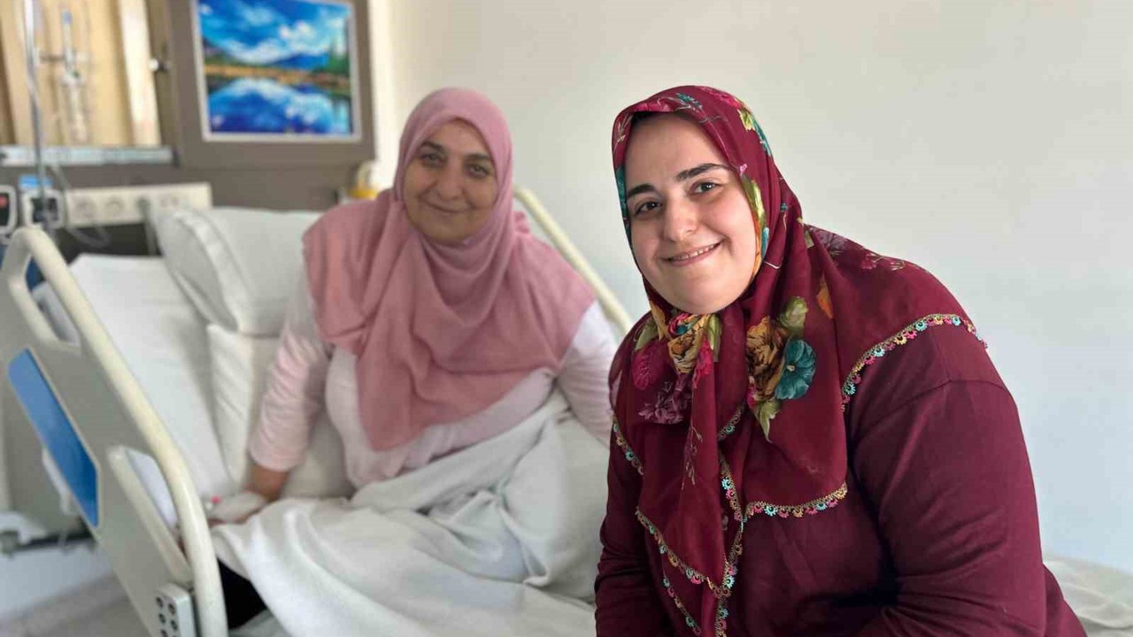 Gebelikte fark edilen şah damarı tümörü Van’da başarıyla alındı
