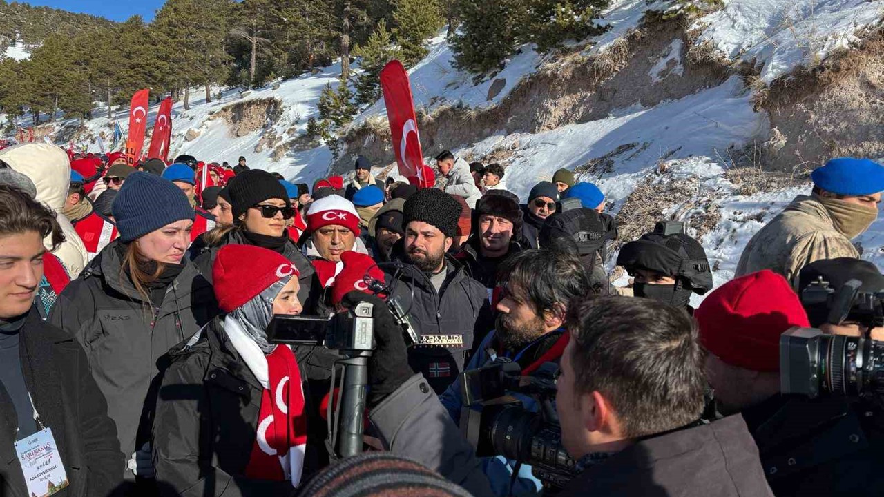 Sarıkamış’ta "Bu toprakta izin var" temasıyla devlet erkânı, şehit yakınları ve gaziler tek yürek oldu
