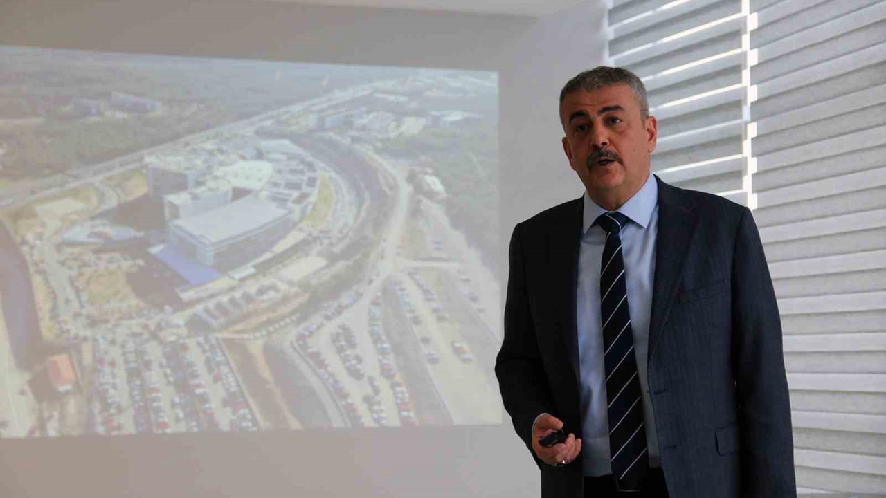 Muğla EAH Başhekimi Prof. Dr. Acar: "Günlük 6 bin 500 poliklinik hizmeti sunuyoruz"
