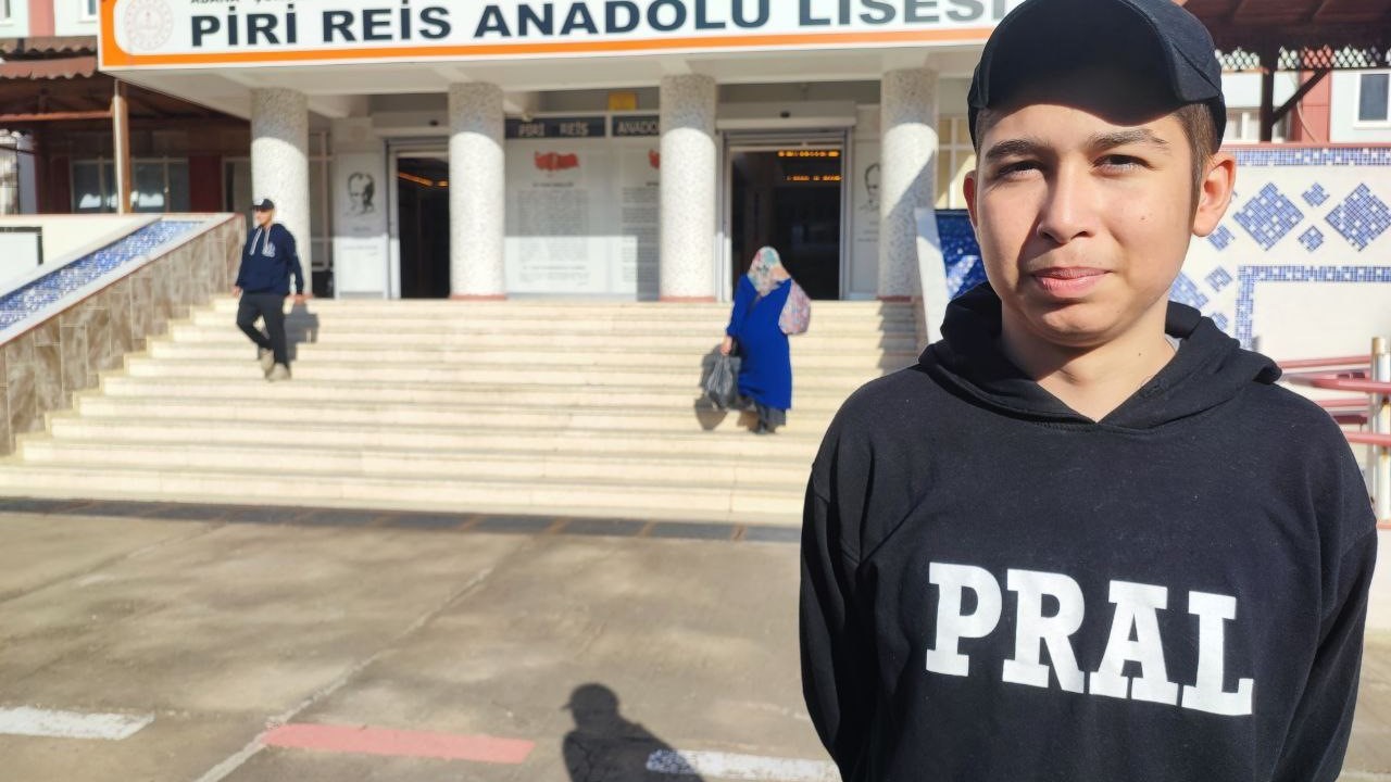 Lise öğrencisi lenf kanserini kendi kök hücreleriyle yendi
