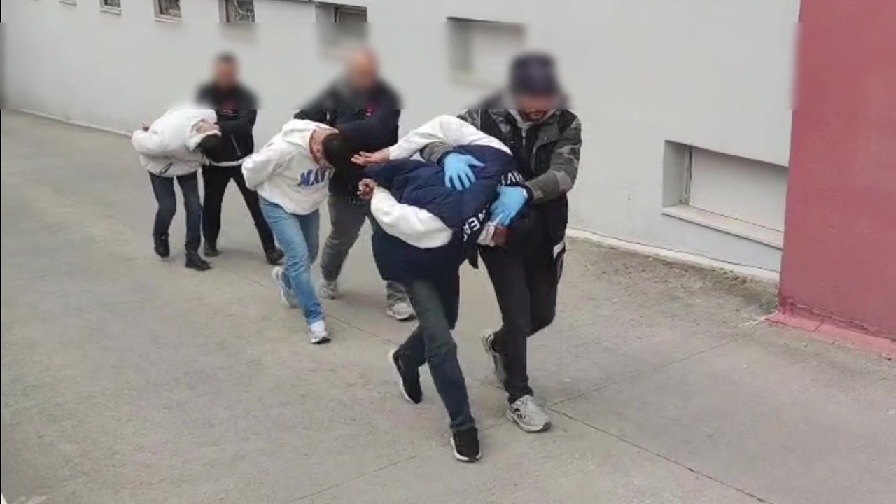 Binlerce uyuşturucu hapla yakalandı, "Babam hastaydı" savunması yaptı
