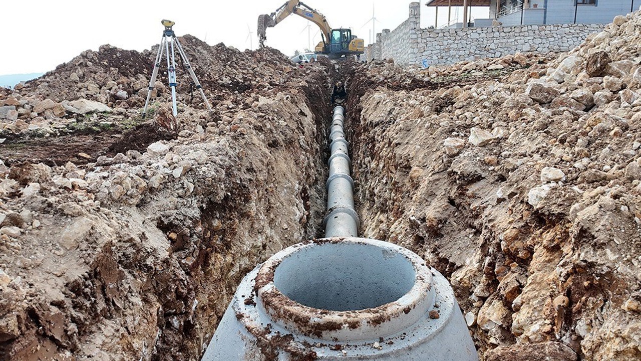 Şenköy Mahalllesi’nde kanalizasyon sorunu çözülüyor
