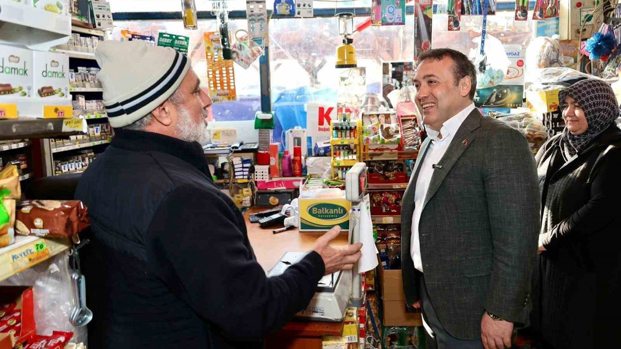 Vali Sözer İnhisar ’da esnaf ve vatandaşlarla buluştu
