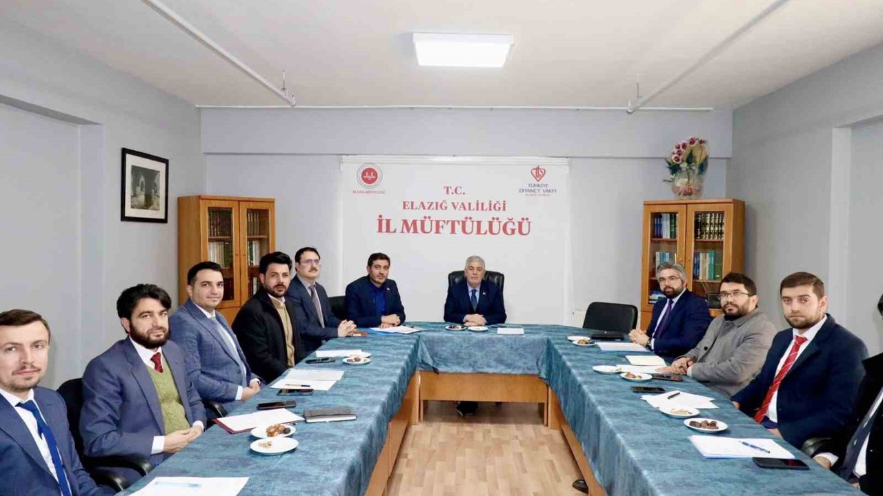 Elazığ’da ilçe müftüleri bir araya geldi
