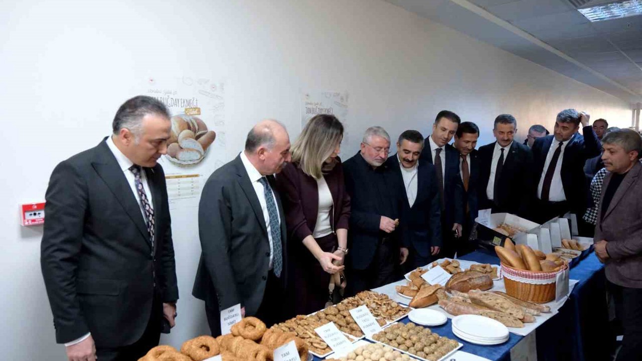Karatay’ın tam buğday ekmeği çalışmaları Çorum’da tanıtıldı

