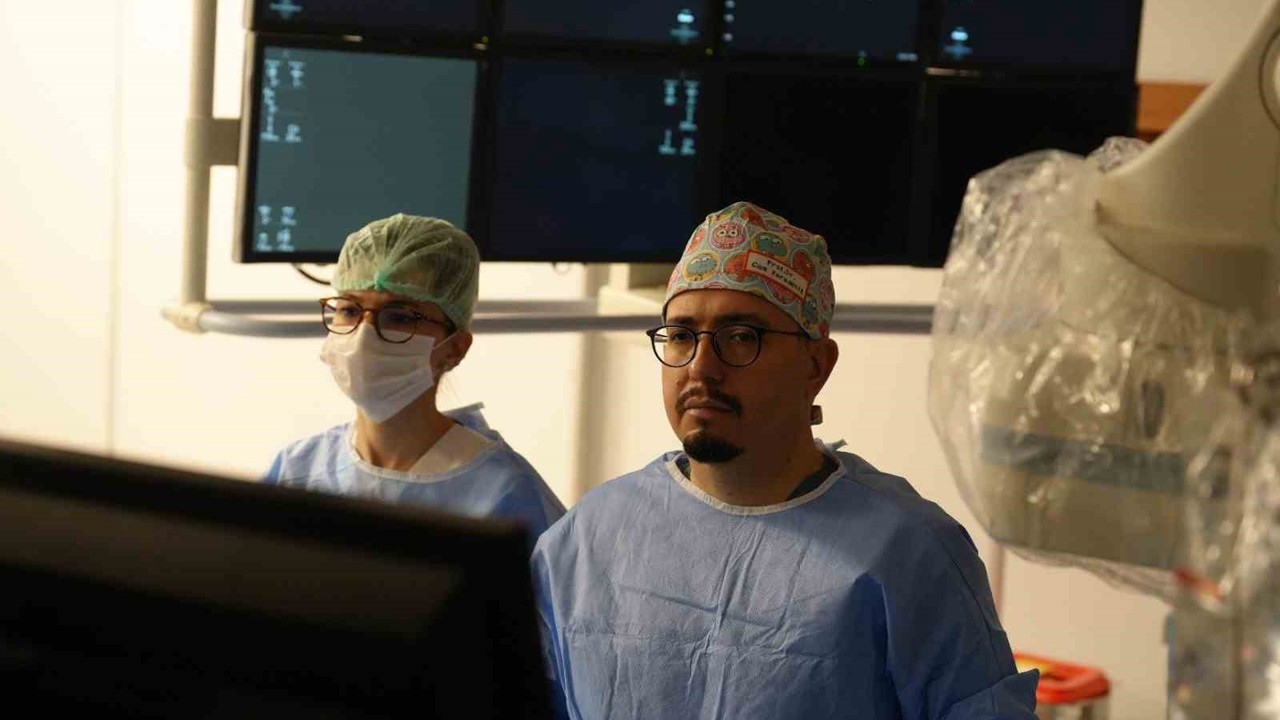 Erzurum Şehir Hastanesi çocuk kalbine "ritim" verdi
