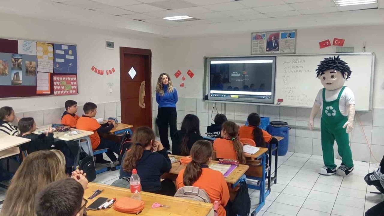 Kemer Belediyesi’nden öğrencilere sıfır atık eğitimi
