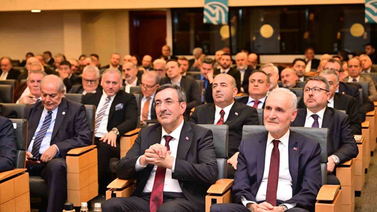 İTO Başkanı Avdagiç, iş dünyasının beklentilerini Cumhurbaşkanı Yardımcısı Yılmaz’a aktardı
