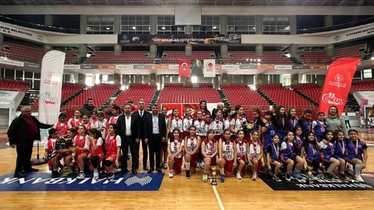 Basketbol Küçük Kızlar İl Birinciliği sona erdi
