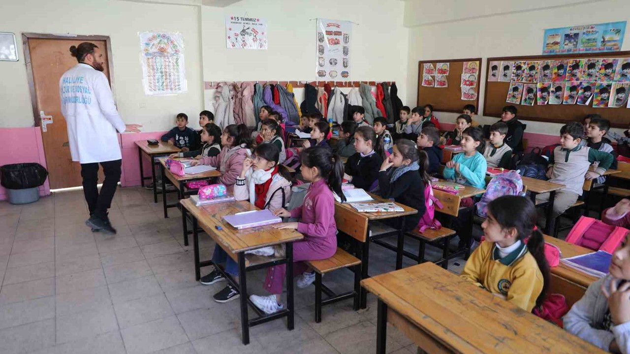 Haliliye Belediyesi’nden öğrencilere farkındalık eğitimi
