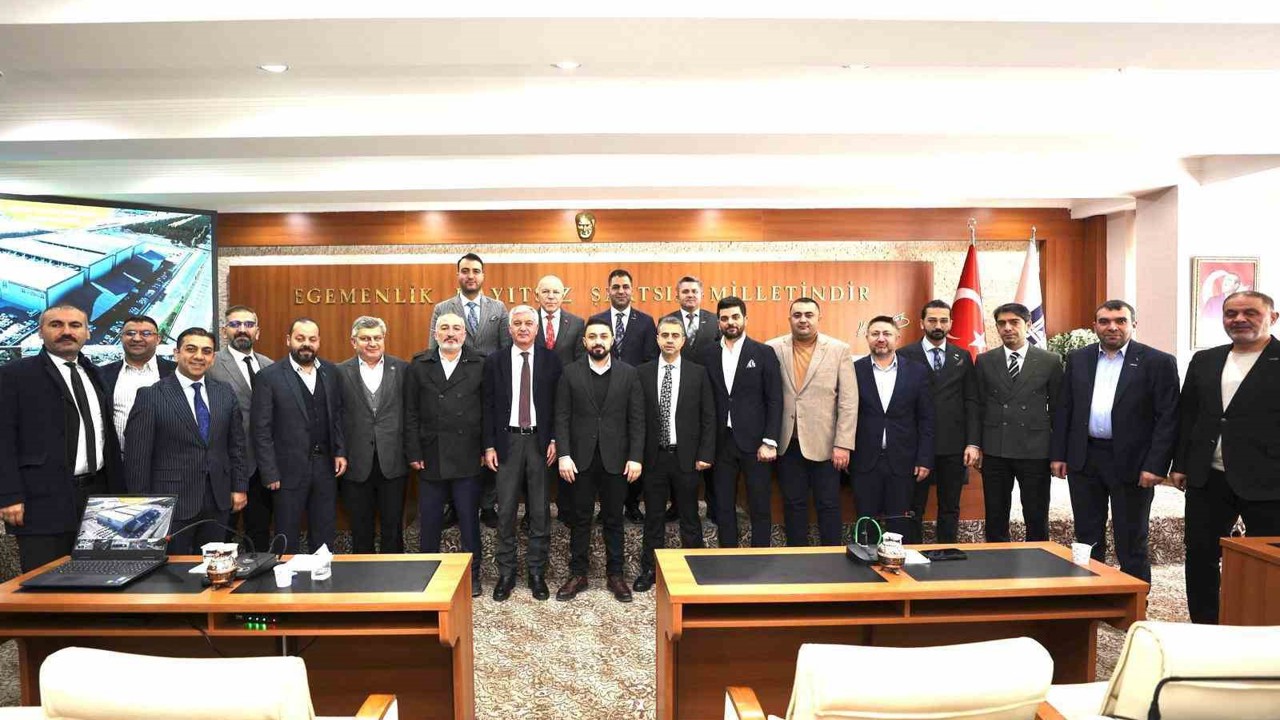 Erzurum ASKON’dan Büyükşehir Belediye Başkanı Sekmen’e nezaket ziyareti
