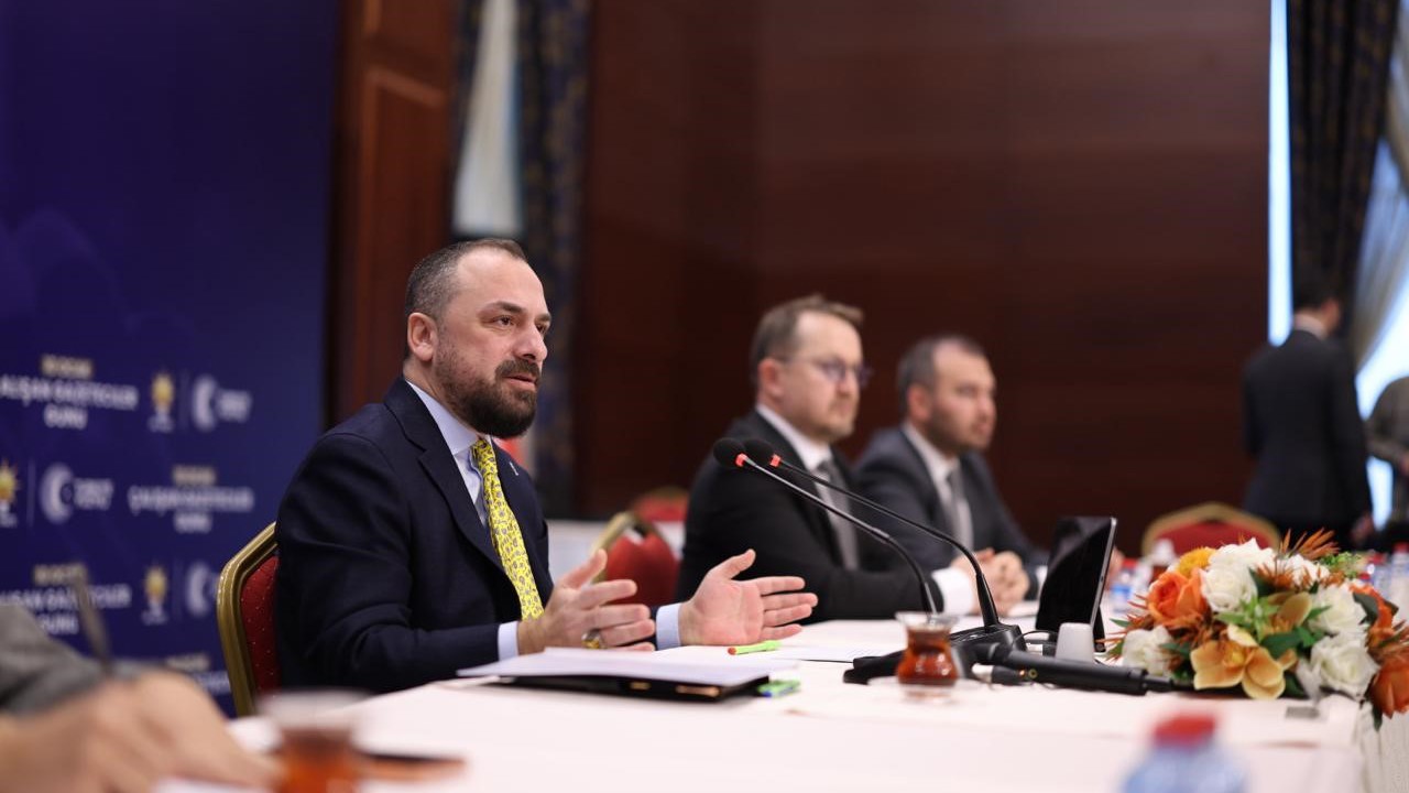 AK Parti Genel Başkan Yardımcısı Acar: "AK Parti olarak her zaman tarafsız bir şekilde gerçeği yansıtan gazeteciliğin yanında yer almayı sürdüreceğiz"
