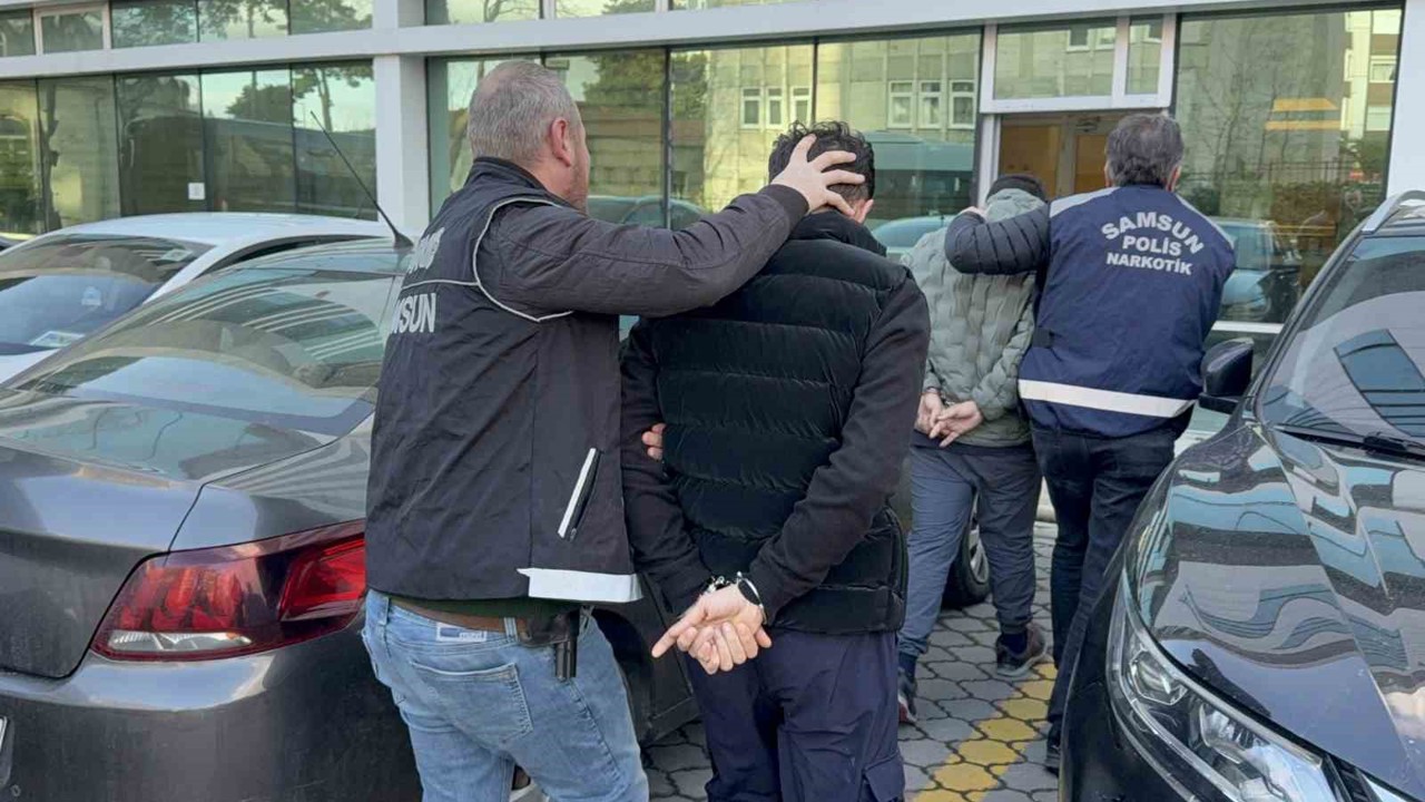 Samsun’da uyuşturucu operasyonu: 3  gözaltı
