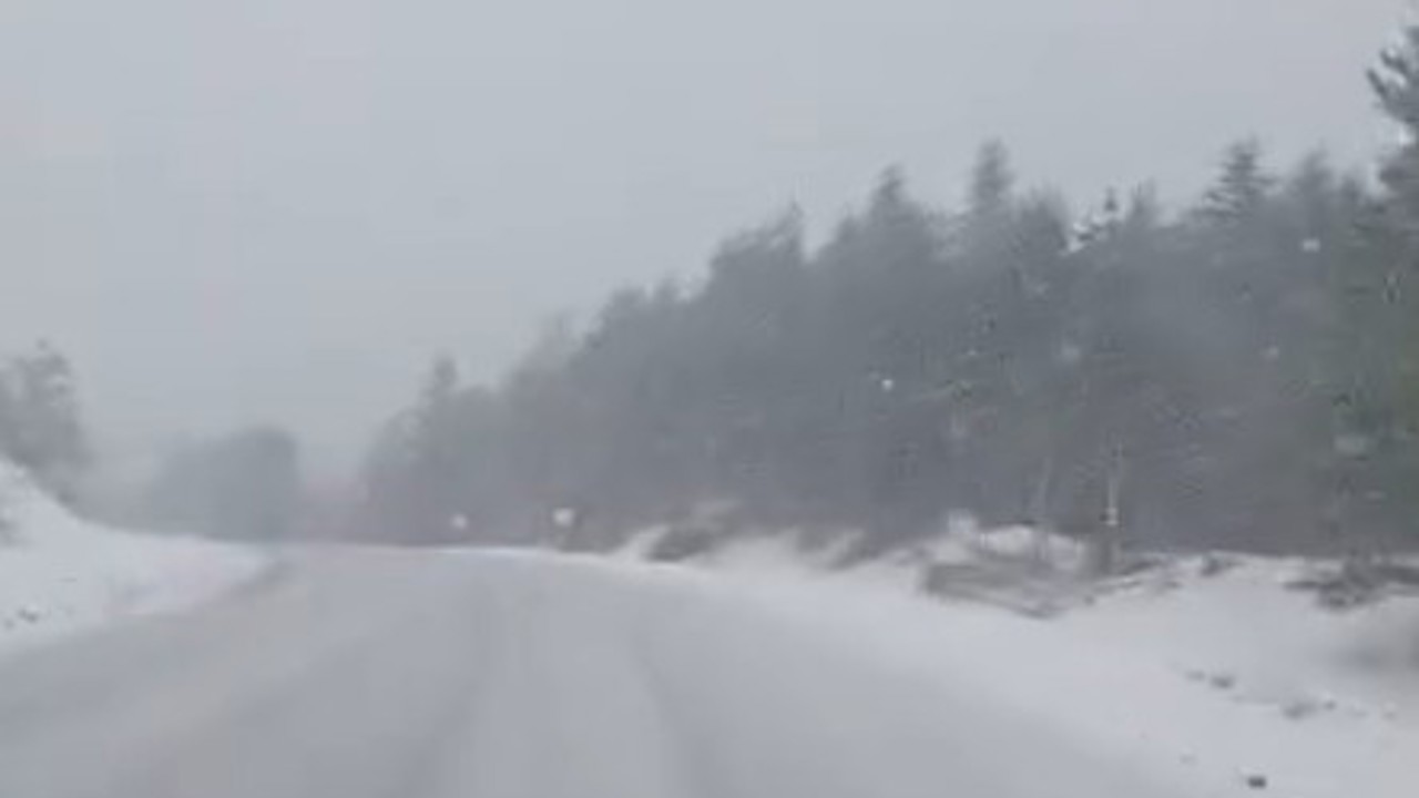 Kastamonu’da yüksek rakımlı bölgelerde kar yağışı etkili oluyor
