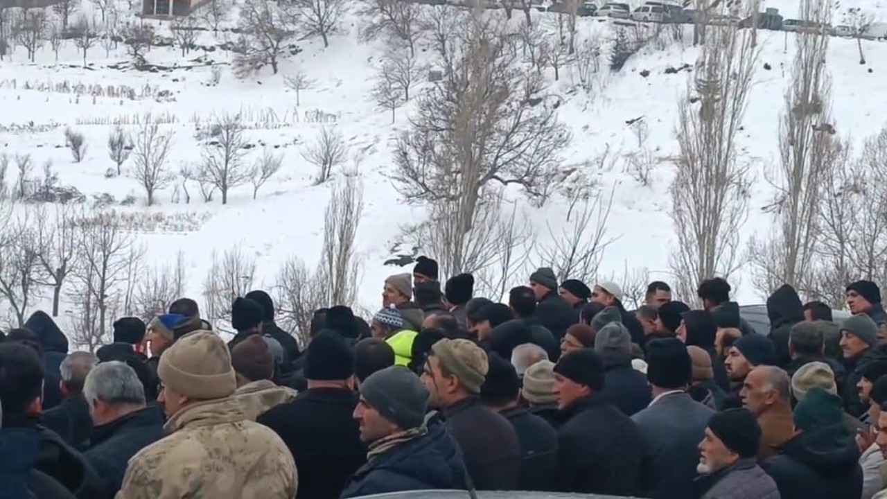 Yalova’da silahlı saldırıda ölen avukat, Kahramanmaraş’ta toprağa verildi
