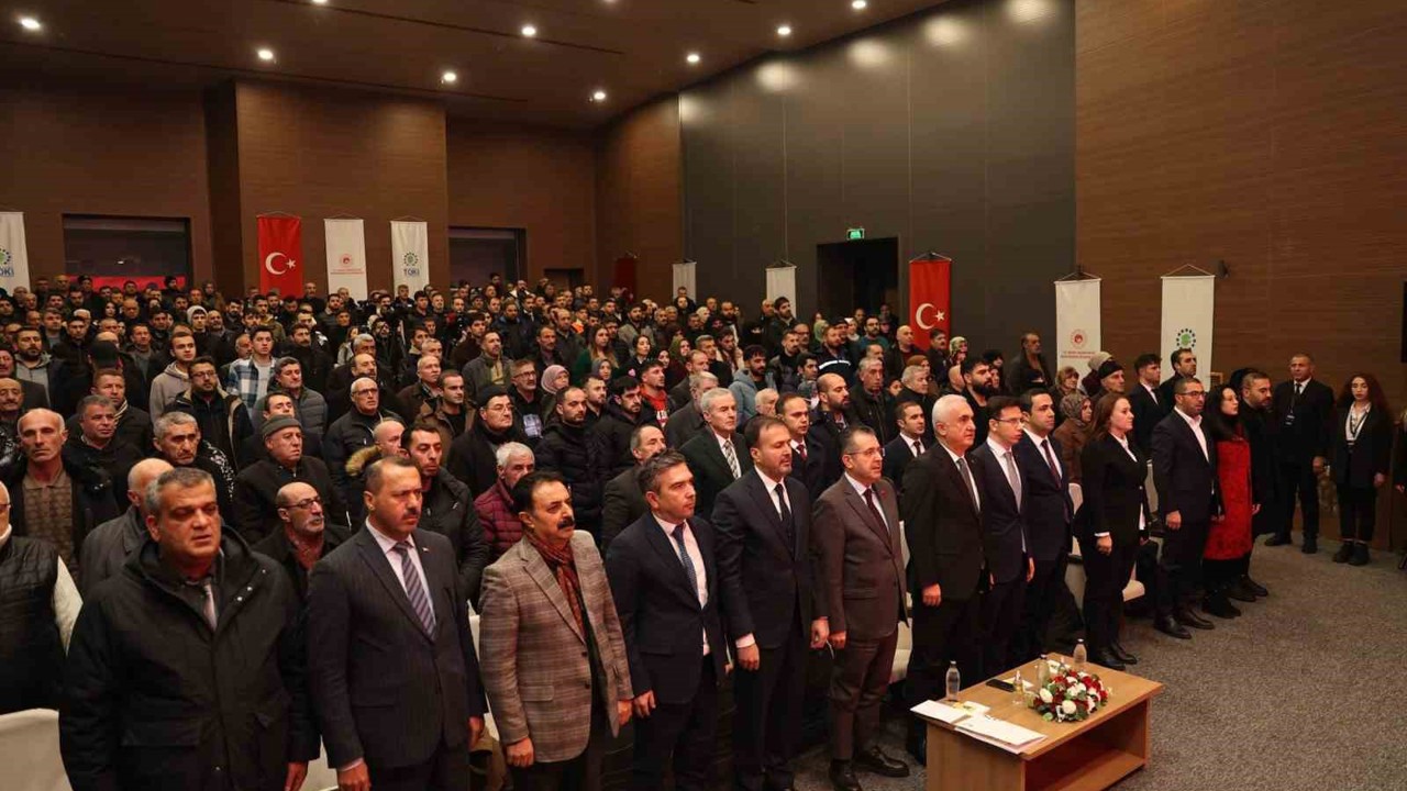 Muş’ta 2 bin 142 konutun hak sahipleri kura ile belirlendi
