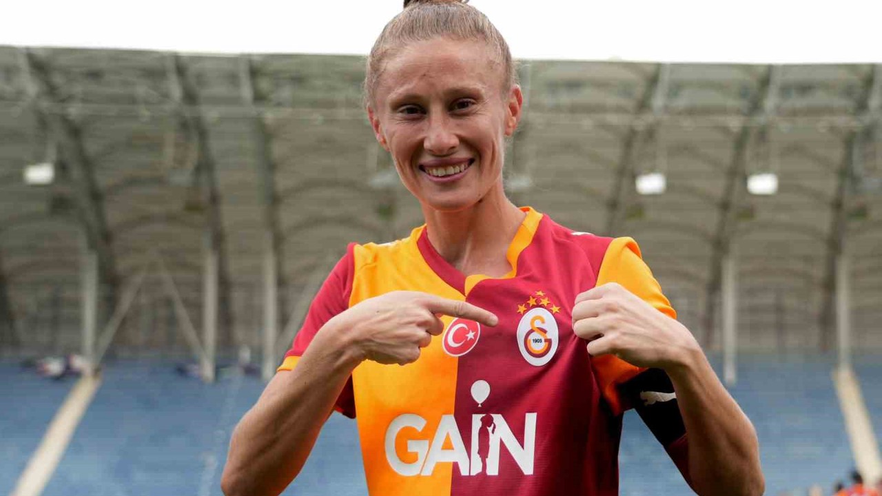 Ebru Topçu, GSPlus’a özel açıklamalar yaptı
