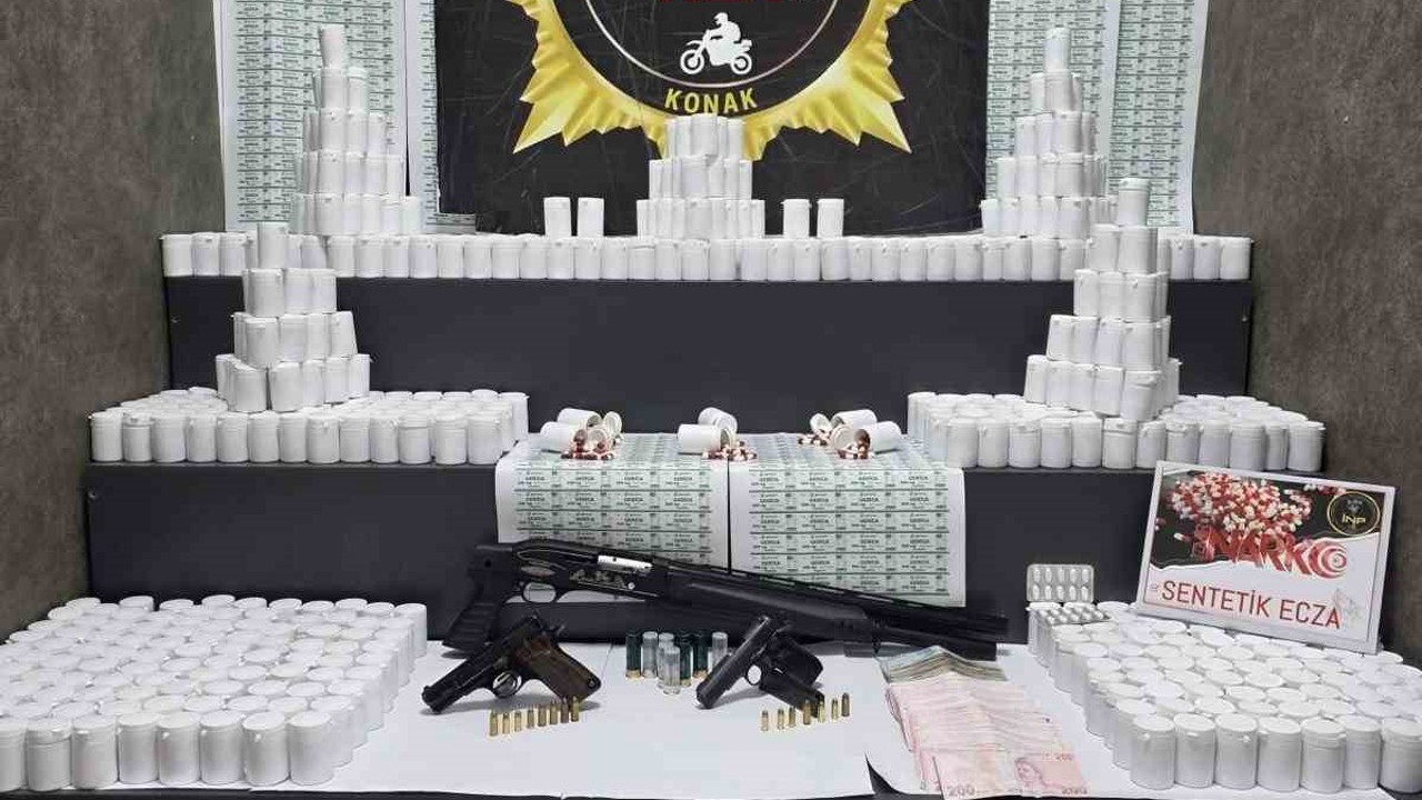 İzmir’de uyuşturucu operasyonu: 3 gözaltı
