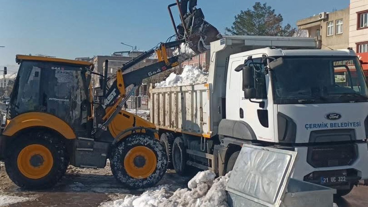 Çermik’te 473 kilometre yol ulaşıma açıldı

