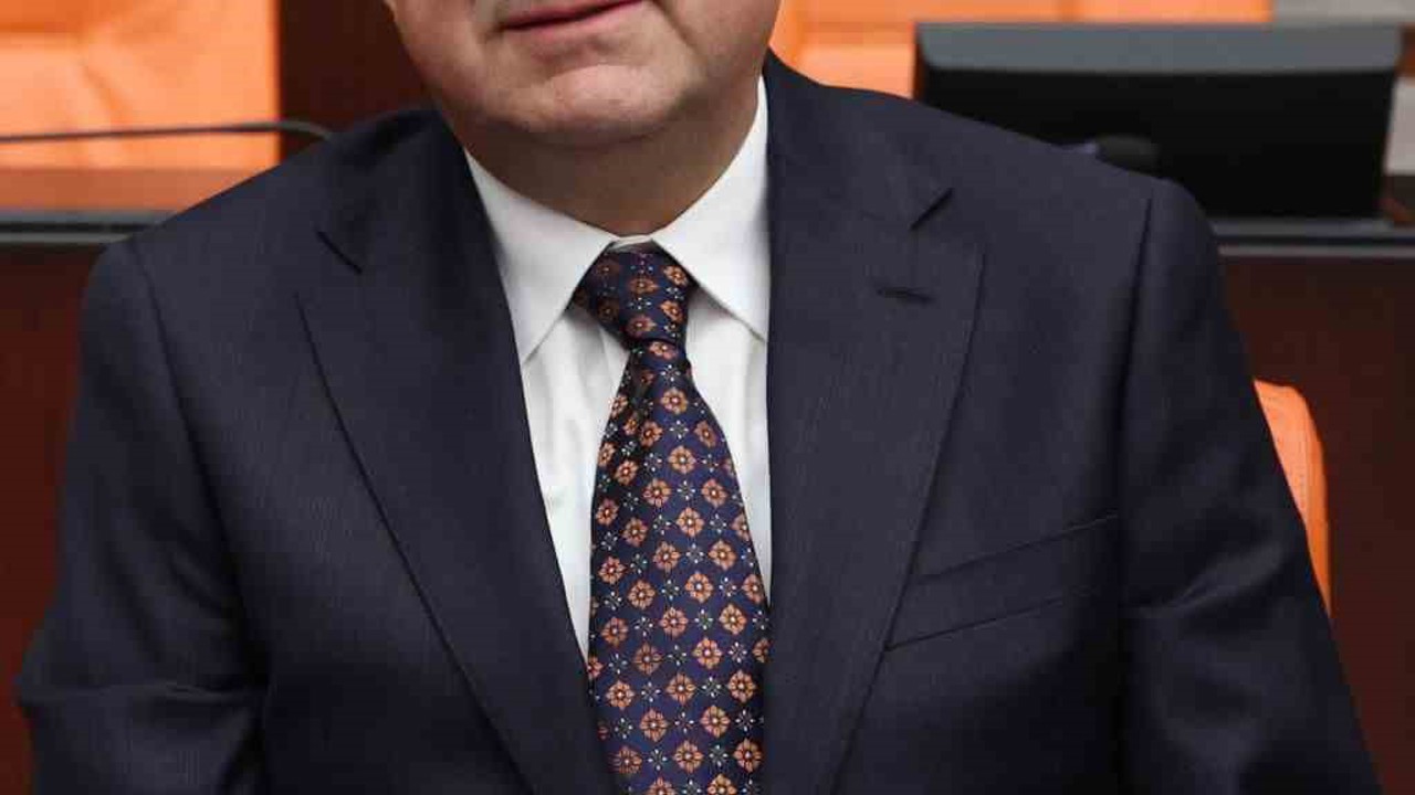 AK Parti Milletvekili Ayhan Gider: Gazetecilik, şehrin hafızasını tutma ve toplumsal meselelere yön verme sanatıdır
