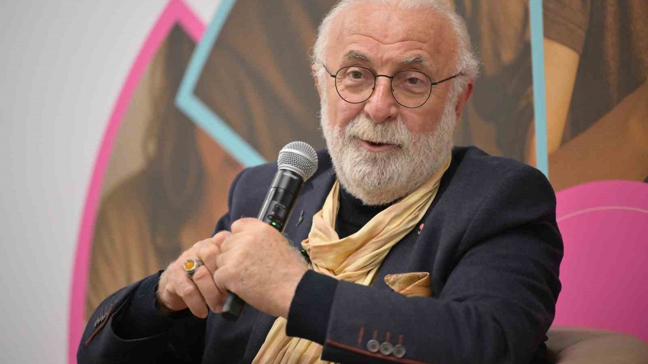 Ebru sanatının ustası sanatseverlerle buluşacak
