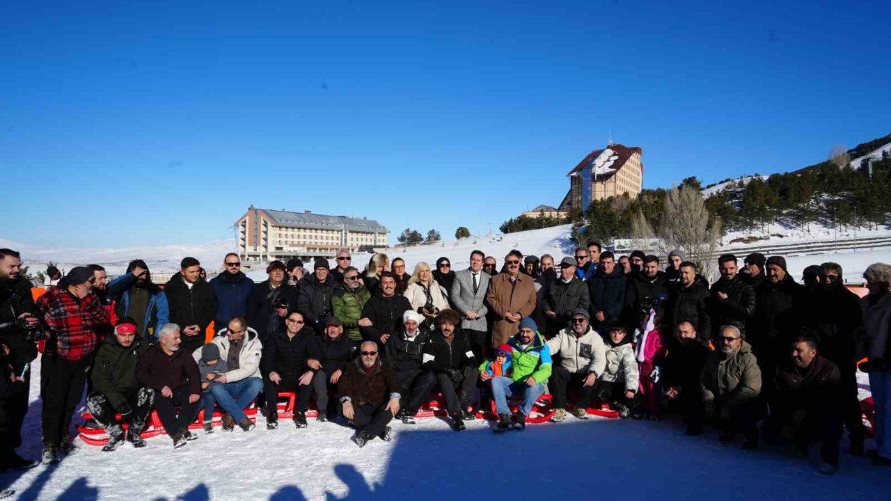 Palandöken’i bu kez gazeteciler şenlendirdi
