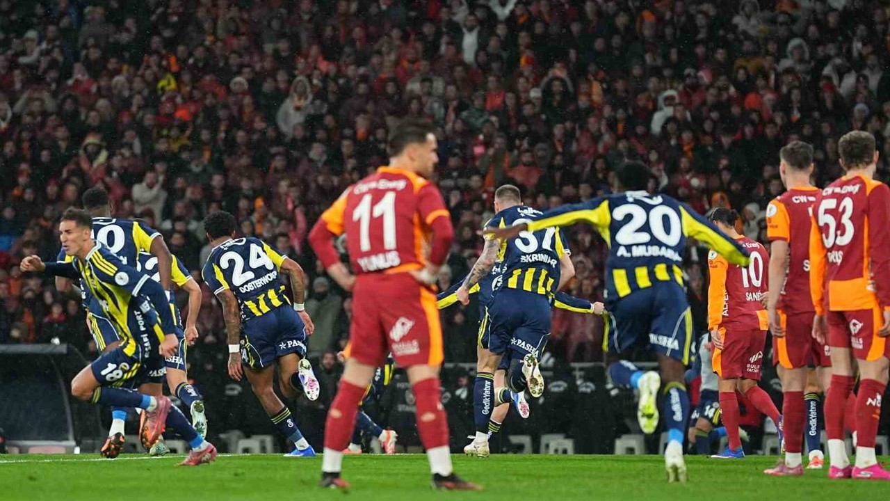 Oosterwolde, bu sezon ilk golünü Galatasaray’a attı
