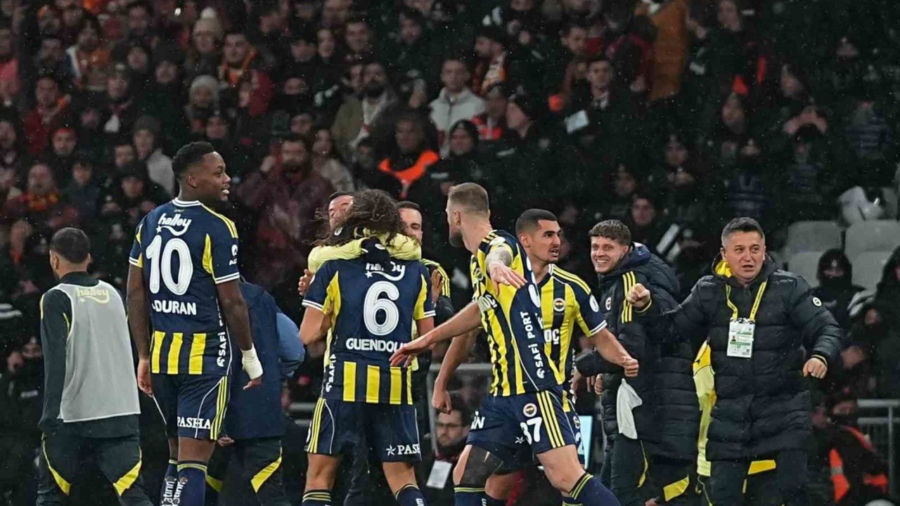 Fenerbahçe, 4. kez Süper Kupa’yı kazandı
