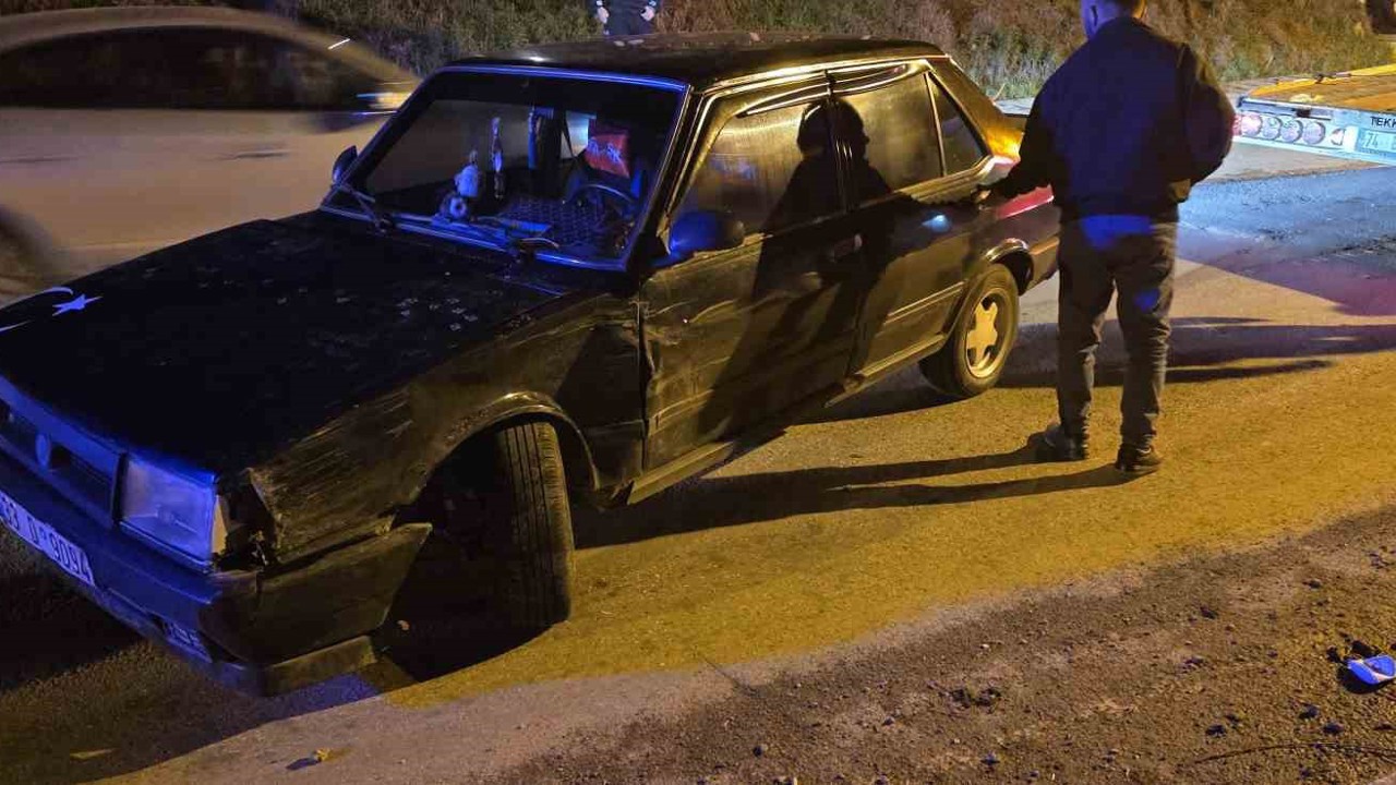 Hastaneye giderken kaza yaptılar: 4 yaralı
