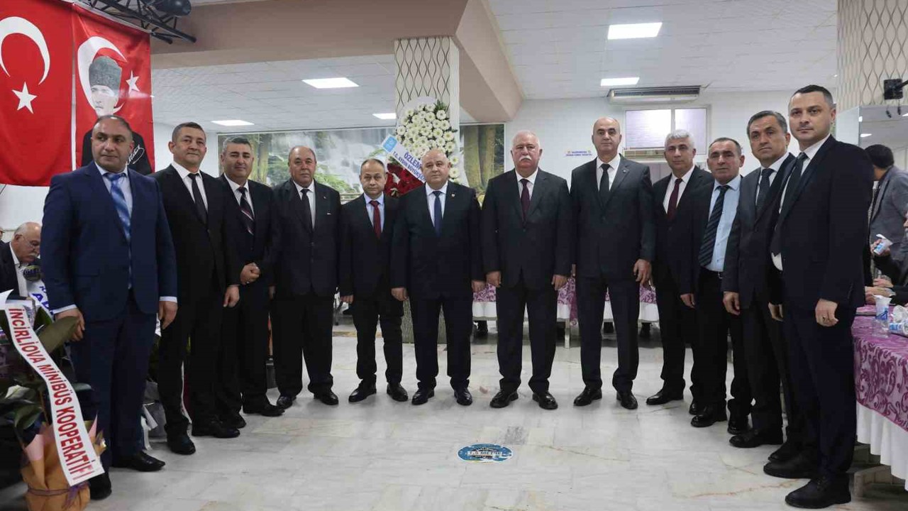 Şoförler Odası’nda 5. kez güven tazeleyen Özmeriç, AYESOB’a adaylığını açıkladı
