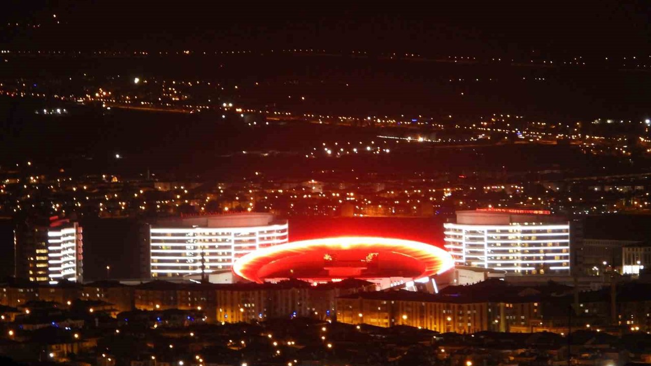 Şehir Hastanesi kapalı otoparkında aracı olanlara uyarı
