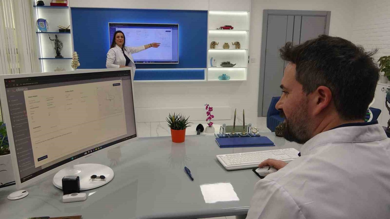 Doktor çift, hayat kurtaran teknoloji geliştirdi: Yapay zekalı takip sistemiyle anında müdahale imkanı
