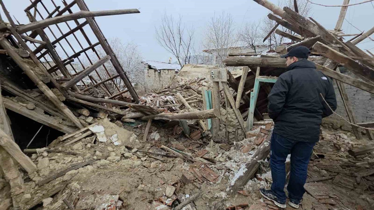 Kütahya’da güvercinlerini kontrol etmek isterken enkaz altında kaldı

