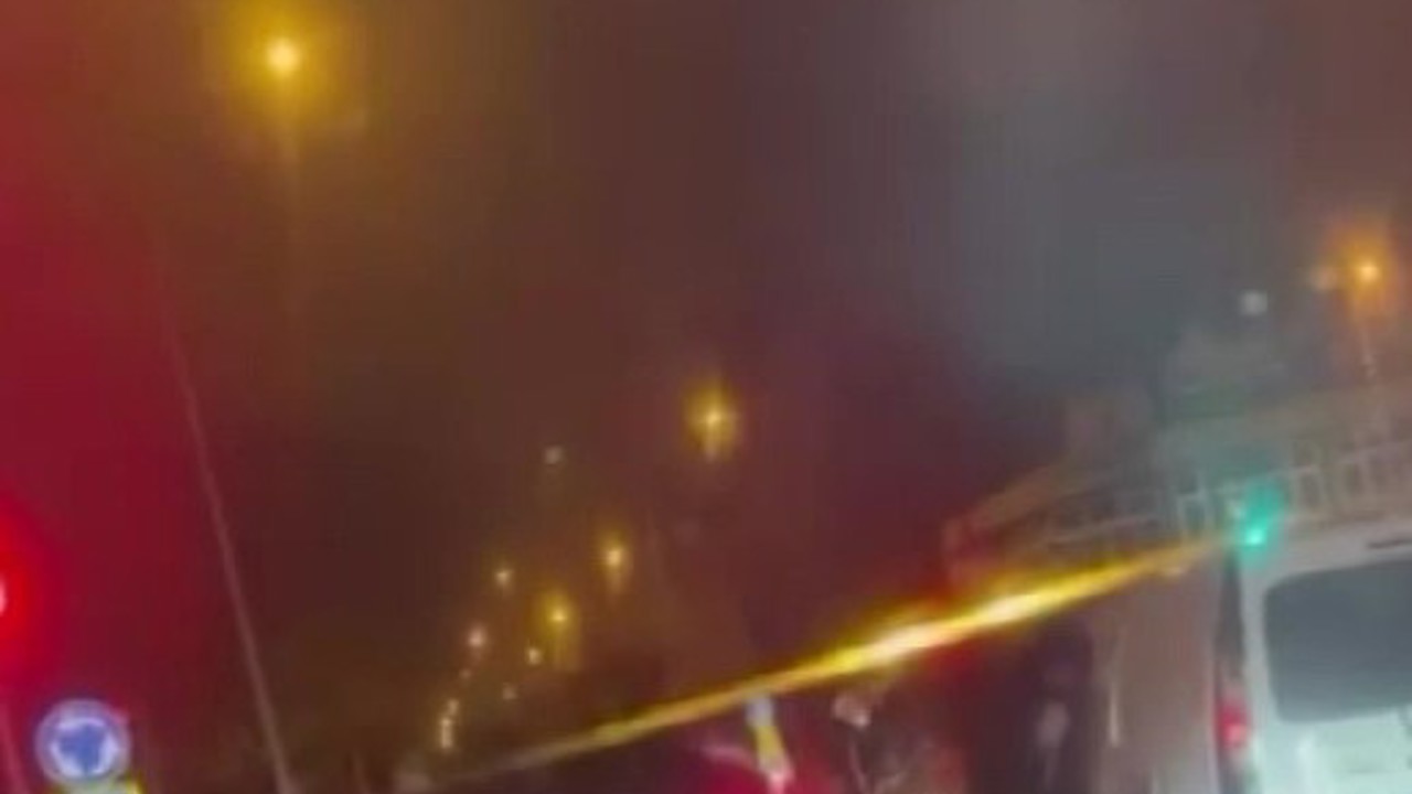 Adana’da trafikte yumruklu kavga kamerada
