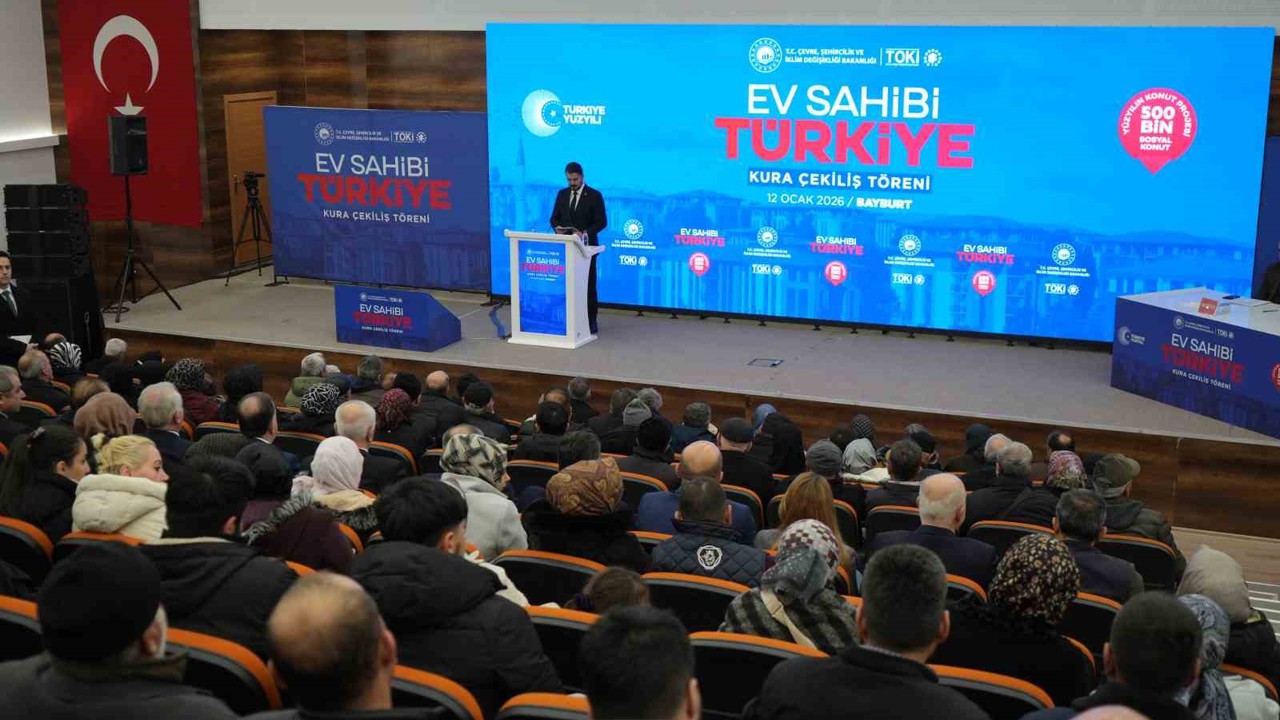 Bayburt’ta TOKİ kura çekimleri yapıldı: 723 konutun hak sahipleri belirlendi
