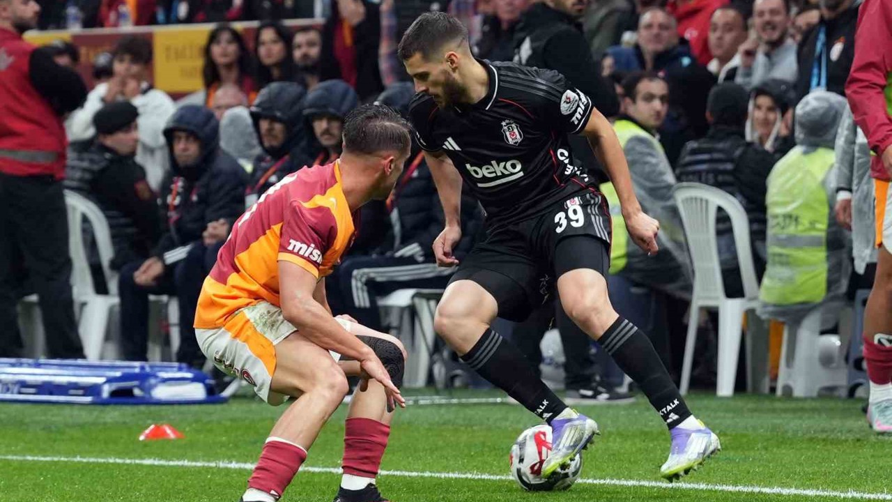 Beşiktaş, David Jurasek ile yollarını ayırdı
