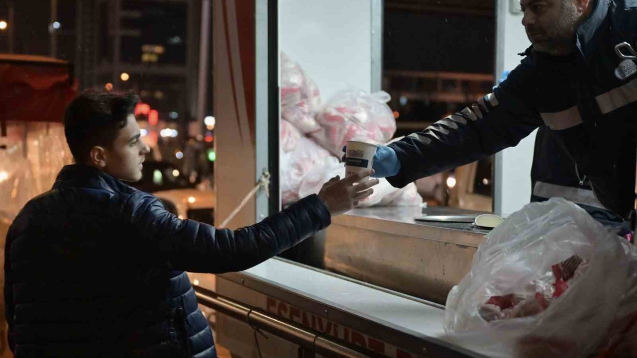 Esenyurt Belediyesi’nden vatandaşın içini ısıtan uygulama
