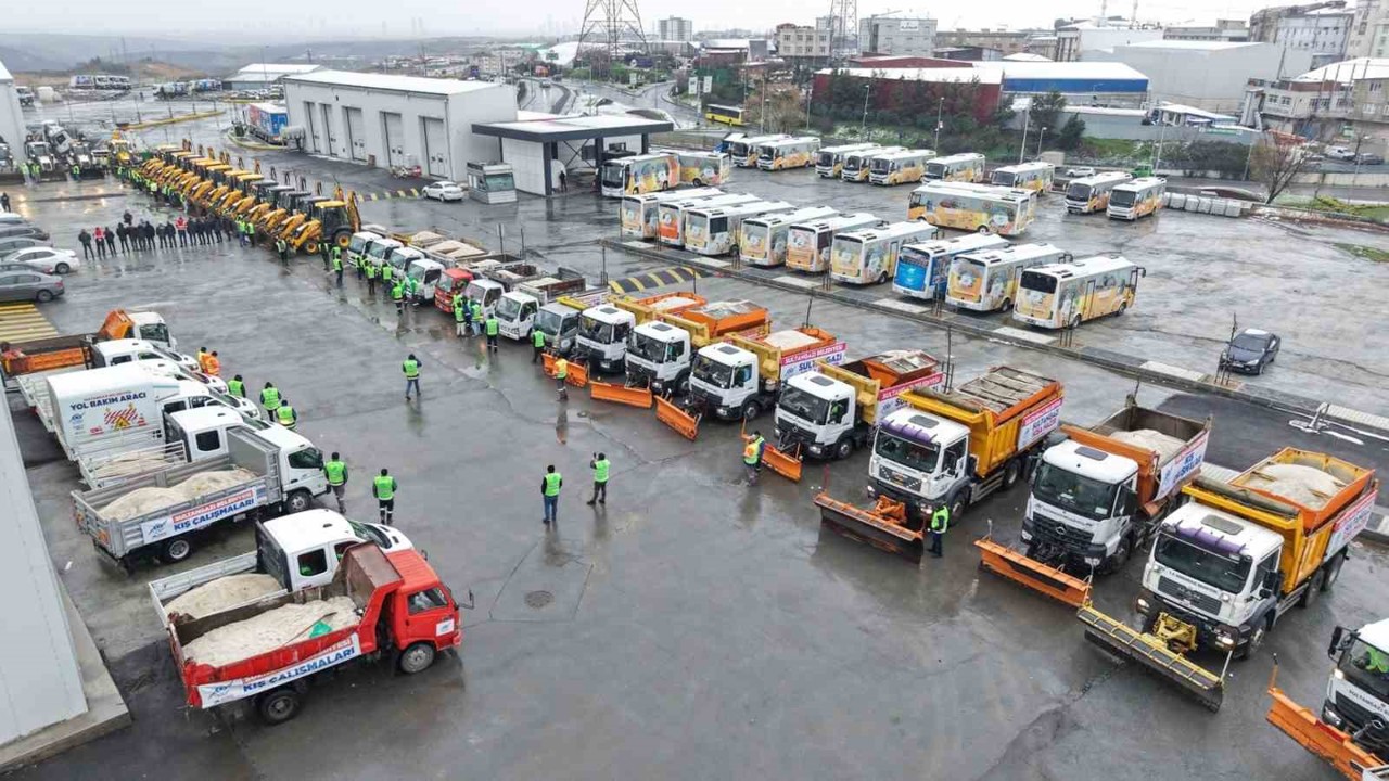 Sultangazi’de kar alarmı
