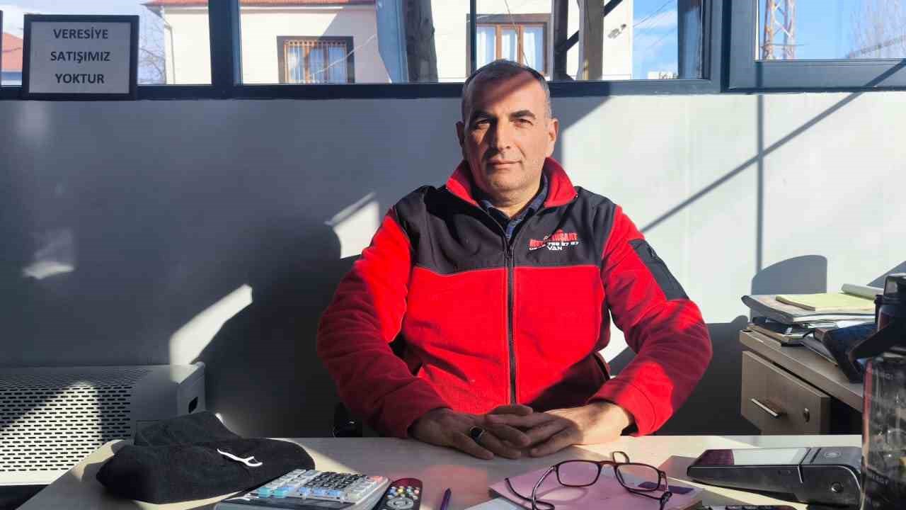 Bir rüzgâr yetti, Van dondu
