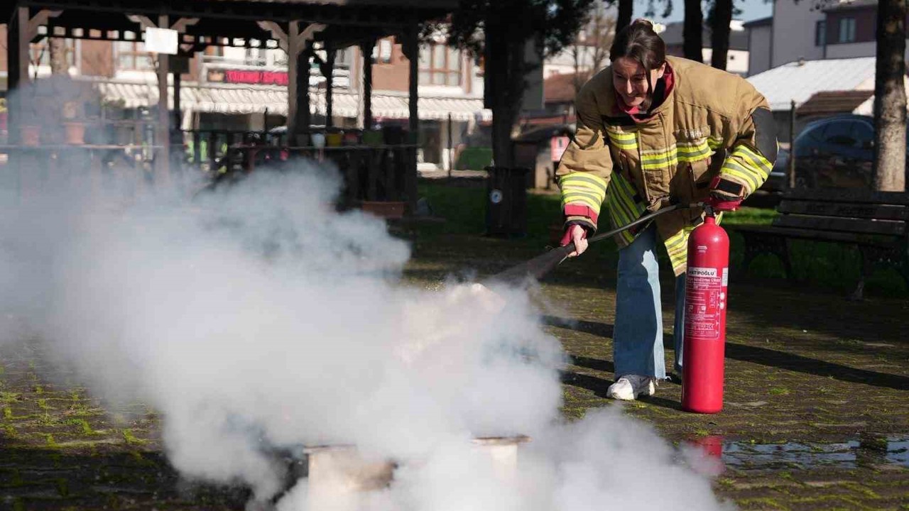 BELMEK kursiyerlerine yangın eğitimi
